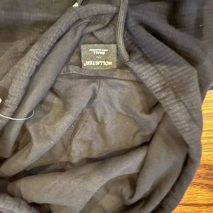 Hollister long sleeve hoodie navy blue size small